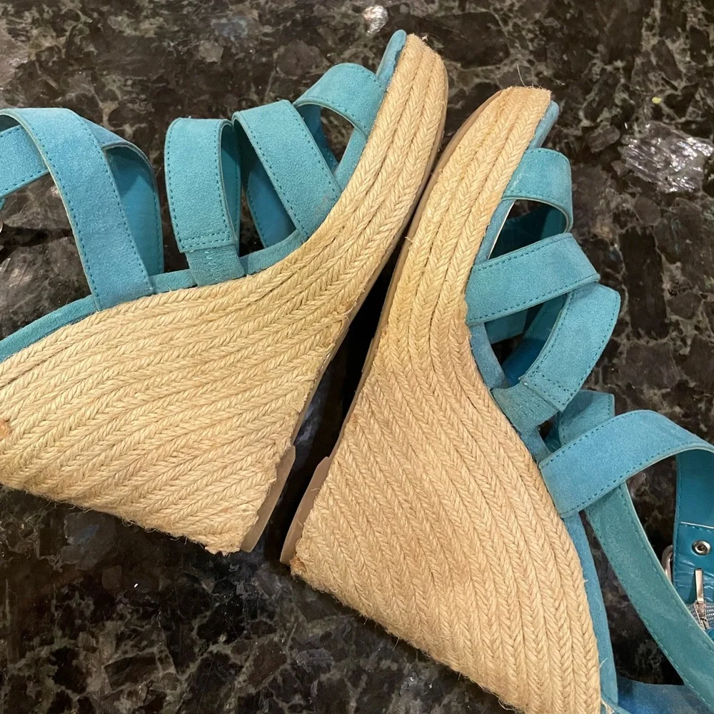 PERFECT Turquoise Espadrilles Wedge